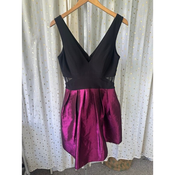 X By Xscape Mesh Inset Fit & Flare Pleated Iridescent Skirt Cocktail Dress 8 - Picture 4 of 8